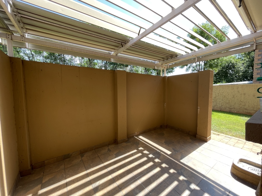 3 Bedroom Property for Sale in Birdwood Estate North West